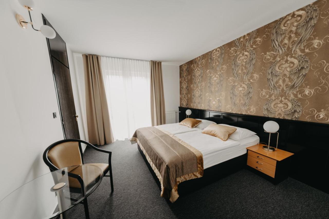 Hotel Alp Bovec Exterior photo